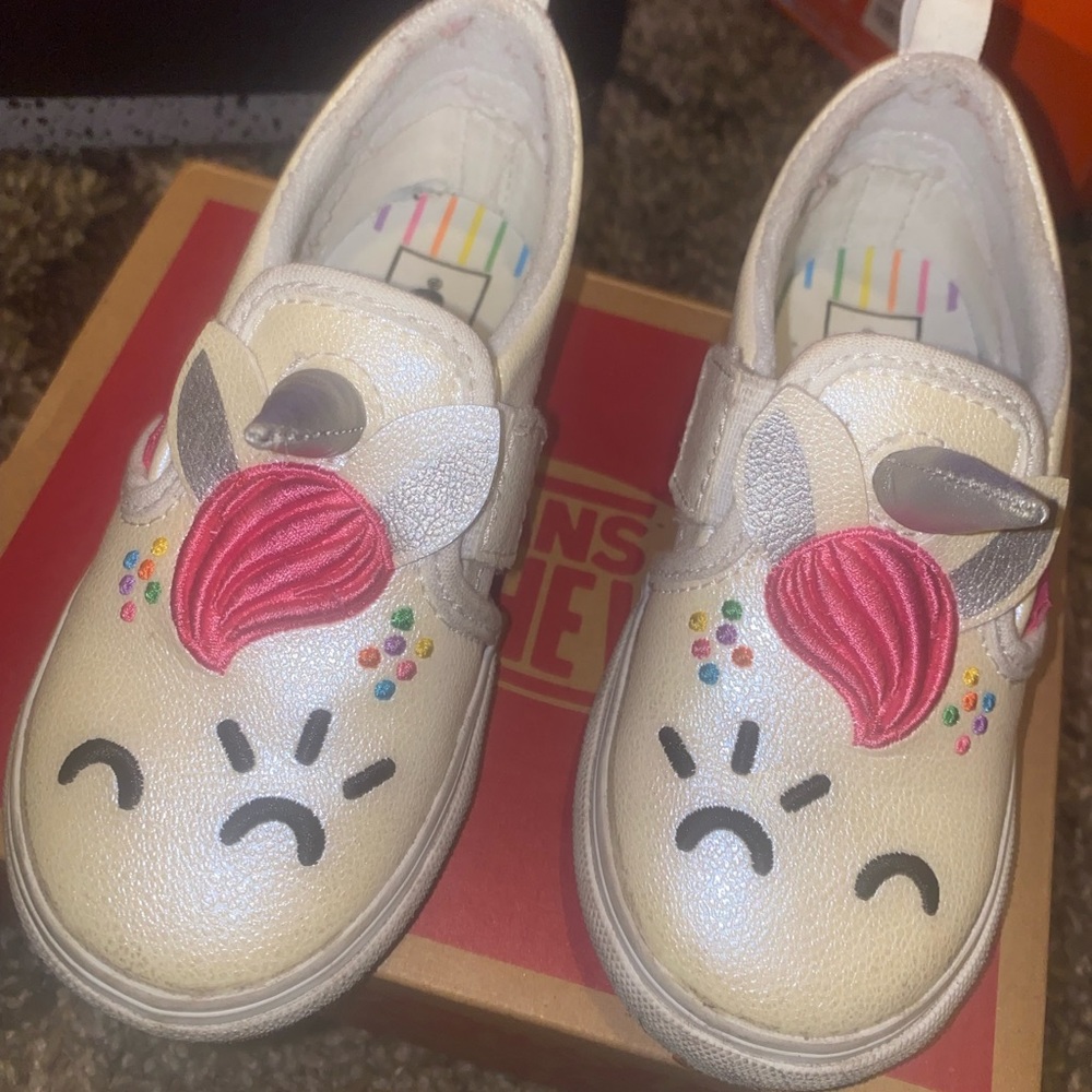 Unicorn VANS
